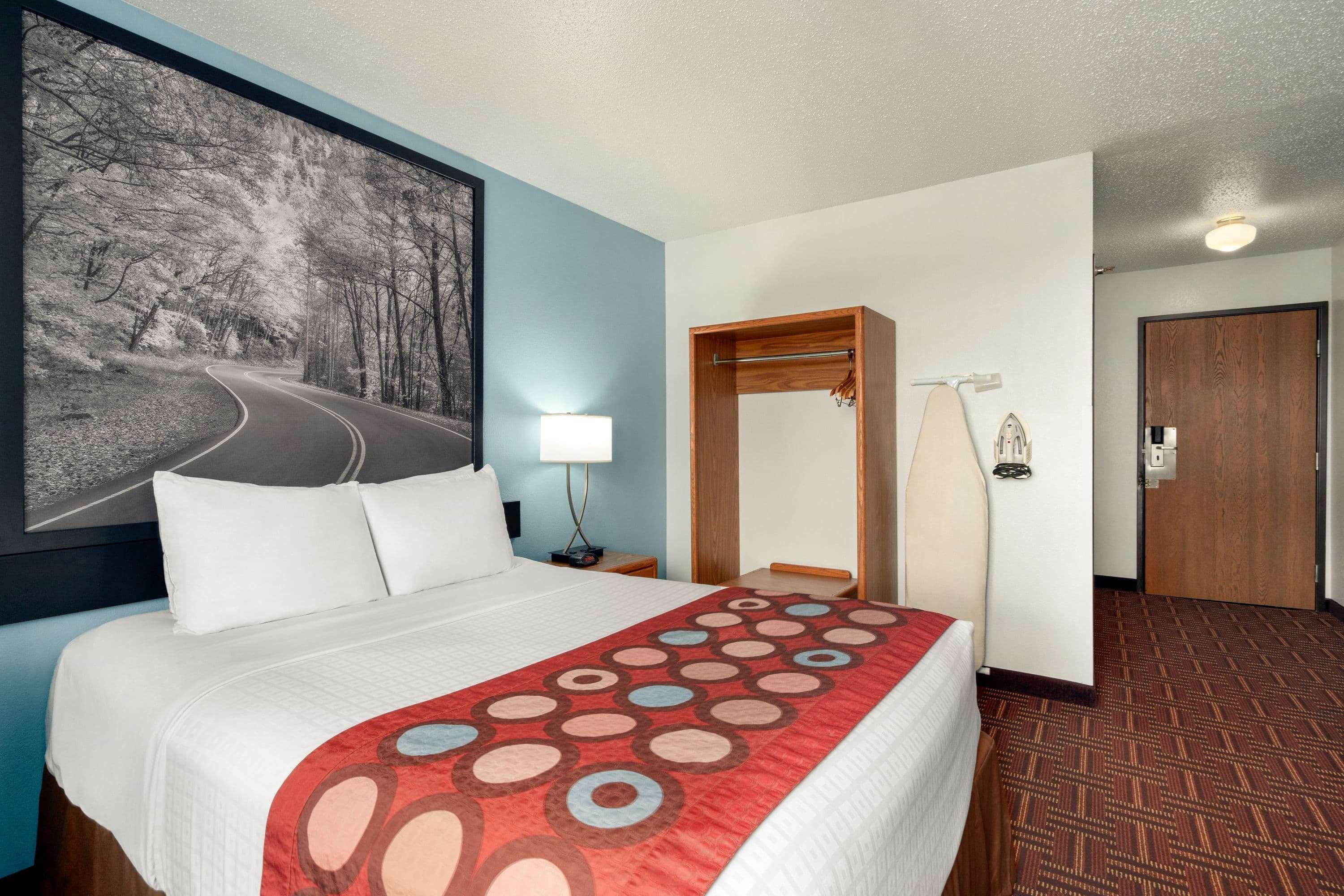 Super 8 By Wyndham Eveleth Motel Kültér fotó