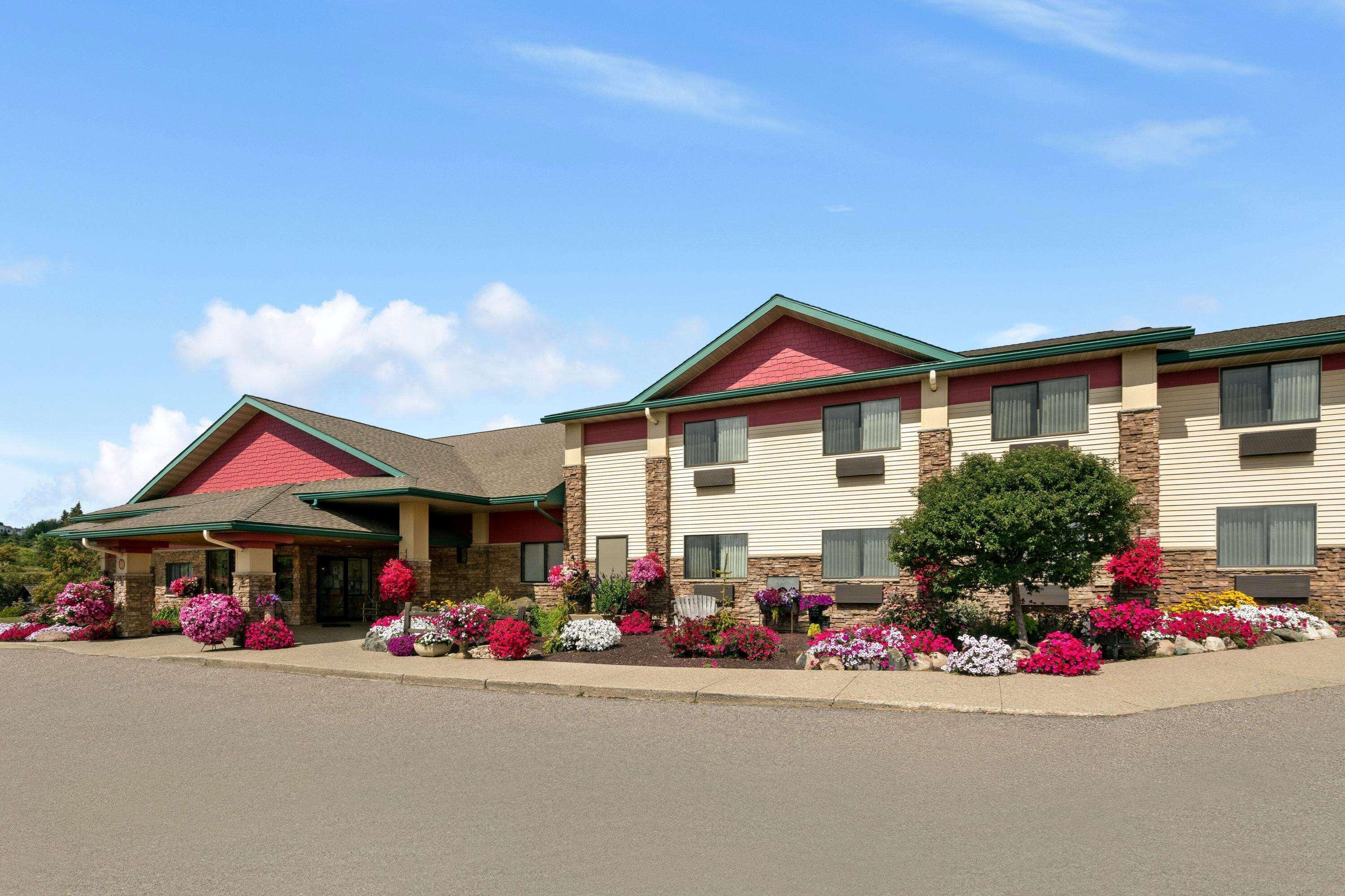 Super 8 By Wyndham Eveleth Motel Kültér fotó