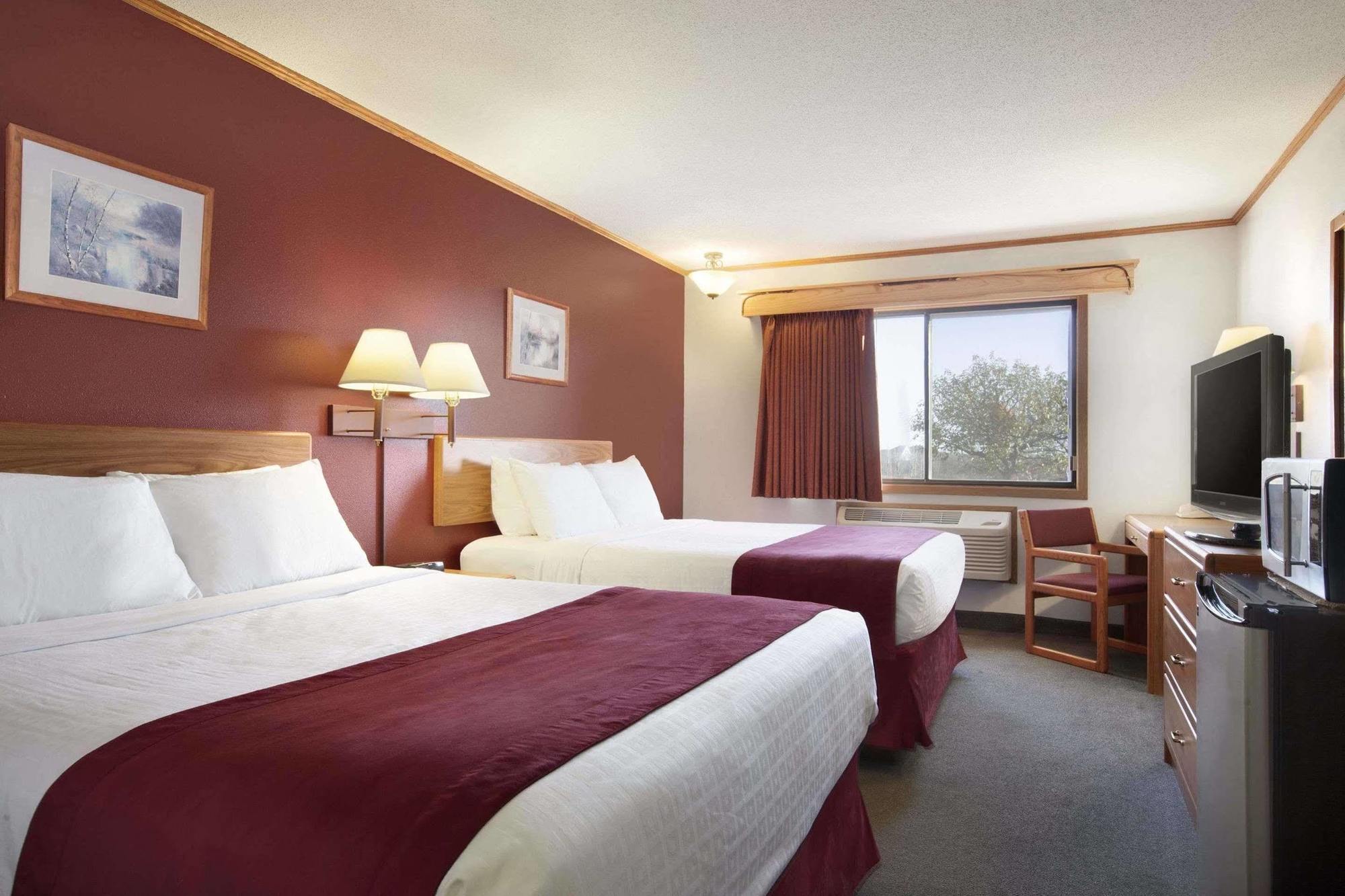 Super 8 By Wyndham Eveleth Motel Kültér fotó